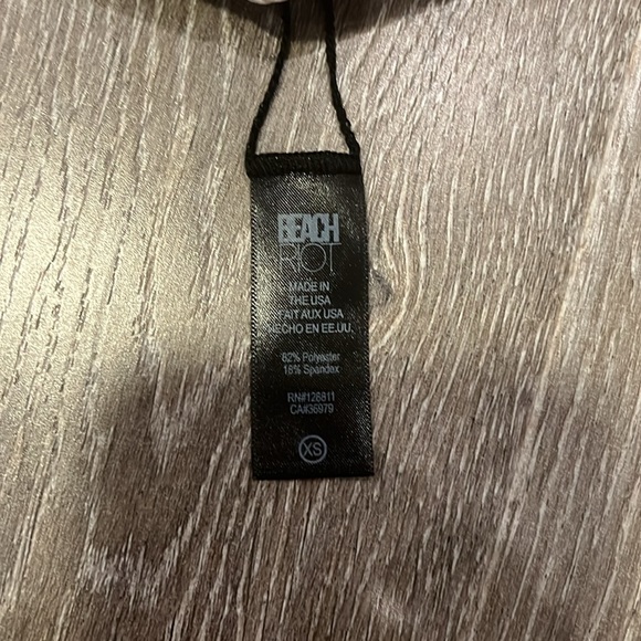 Beach Riot Top - Picture 3 of 4